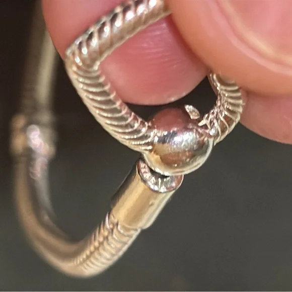 ✨SOLD✨
Pandora Sterling Silver Open Heart Clasp Bracelet - Picture 5 of 16